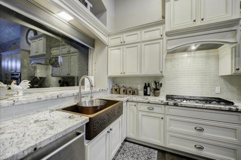 4515 E Chisum Trl, Phoenix, AZ 85050 photo 11