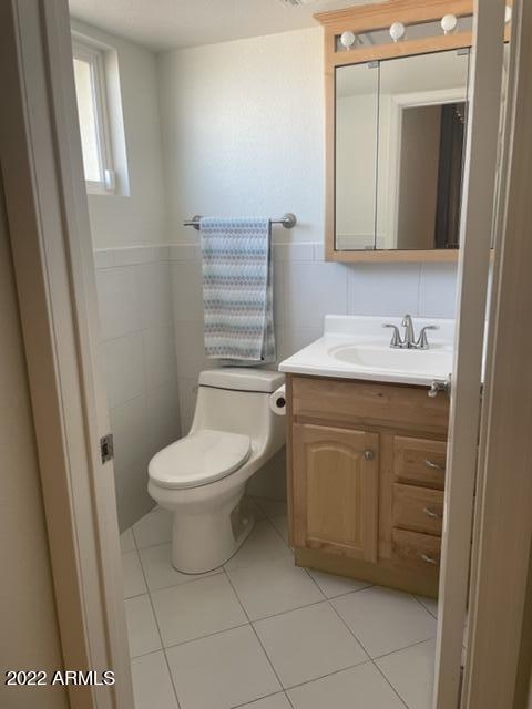 4248 E Saint Catherine Ave, Phoenix, AZ 85042 photo 8