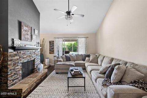 4213 E Whitney Ln, Phoenix, AZ 85032 photo 4