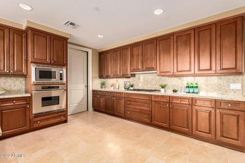 2211 E Camelback Rd #1104, Phoenix, AZ 85016 photo 14
