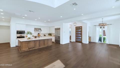 3911 E Sheila Ln, Phoenix, AZ 85018 photo 9