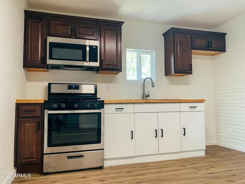 469 E Cuprite St, Globe, AZ 85501 photo 2
