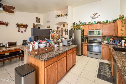 1041 W 12th Ave, Apache Junction, AZ 85120 photo 4