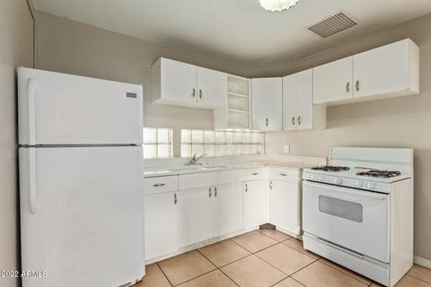 1338 E Clarendon Ave, Phoenix, AZ 85014 photo 12