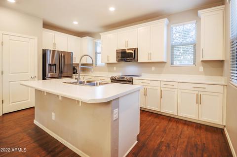 6853 E Peralta Cir, Mesa, AZ 85212 photo 3