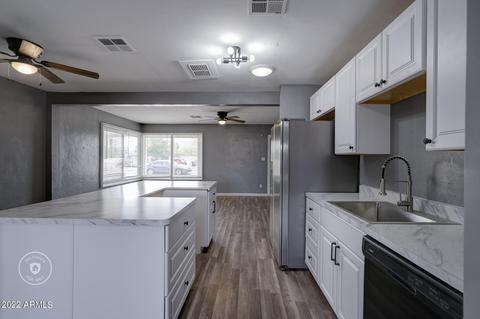 9049 N 2nd Dr, Phoenix, AZ 85021 photo 9