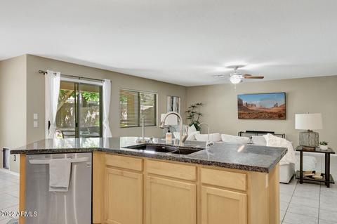 2018 E Ruby Ln, Phoenix, AZ 85024 photo 8