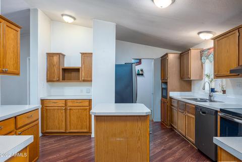 3690 Timberlake Dr, Overgaard, AZ 85933 photo 11