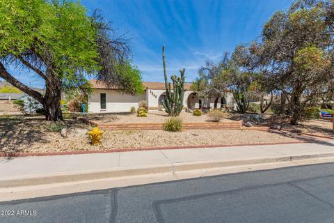 2248 E Christy Dr, Phoenix, AZ 85028 photo 1