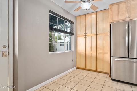 933 E Berridge Ln, Phoenix, AZ 85014 photo 9