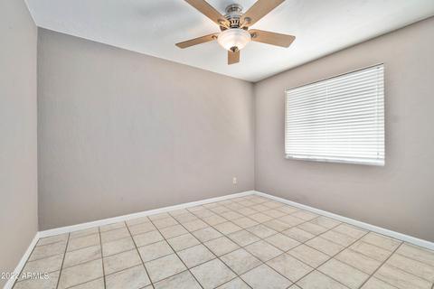 933 E Berridge Ln, Phoenix, AZ 85014 photo 13