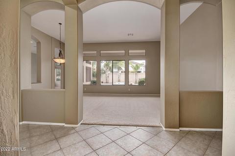 4915 E Patrick Ln, Phoenix, AZ 85054 photo 7