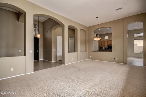 4915 E Patrick Ln, Phoenix, AZ 85054 photo 8