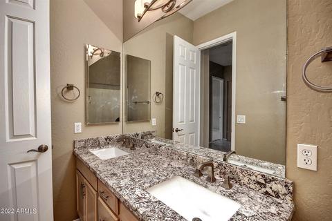 4915 E Patrick Ln, Phoenix, AZ 85054 photo 26