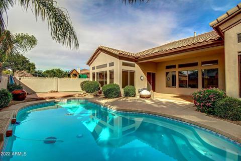 4915 E Patrick Ln, Phoenix, AZ 85054 photo 5