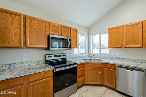 2546 E Taro Ln, Phoenix, AZ 85050 photo 19
