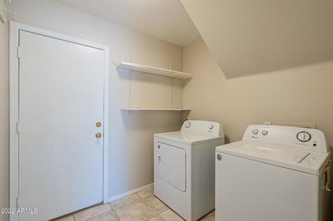2546 E Taro Ln, Phoenix, AZ 85050 photo 36