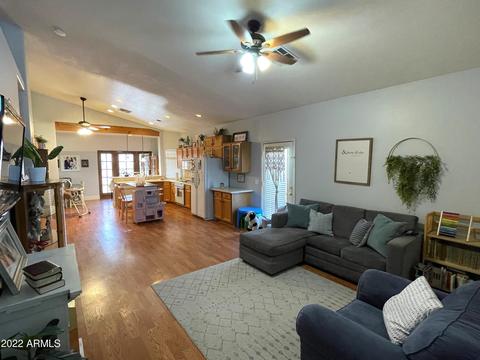 2138 E Mallard Ct, Gilbert, AZ 85234 photo 4