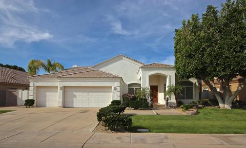 1902 E Willow Tree Ct, Gilbert, AZ 85234 photo 9