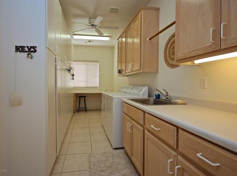 1902 E Willow Tree Ct, Gilbert, AZ 85234 photo 22