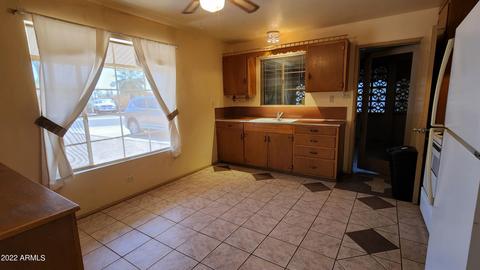 924 E Granada Ave, Apache Junction, AZ 85119 photo 4