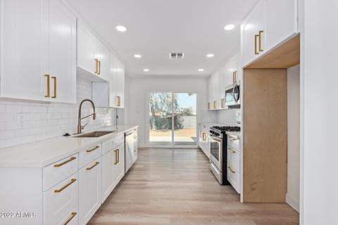 2520 E Vista Dr, Phoenix, AZ 85032 photo 10