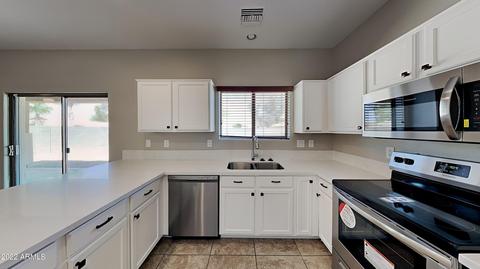 1524 E Apollo Rd, Phoenix, AZ 85042 photo 6