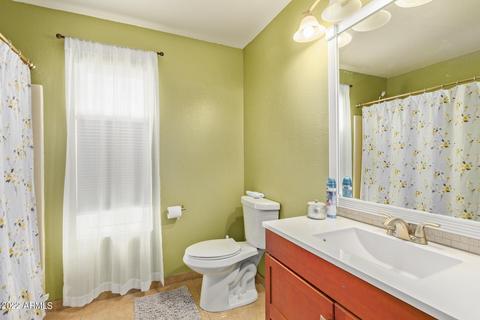 1428 E Kerry Ln, Phoenix, AZ 85024 photo 9