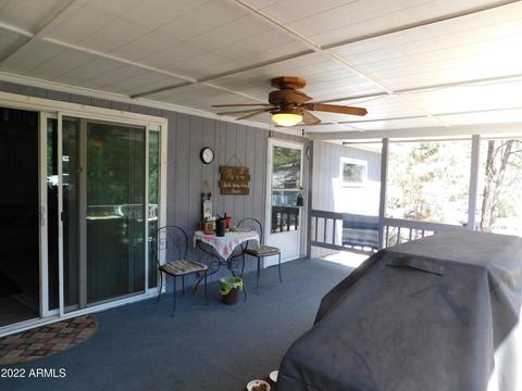 2937 Markham Rd, Overgaard, AZ 85933 photo 4