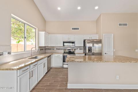 330 E Constitution Dr, Gilbert, AZ 85296 photo 8