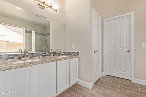 330 E Constitution Dr, Gilbert, AZ 85296 photo 13