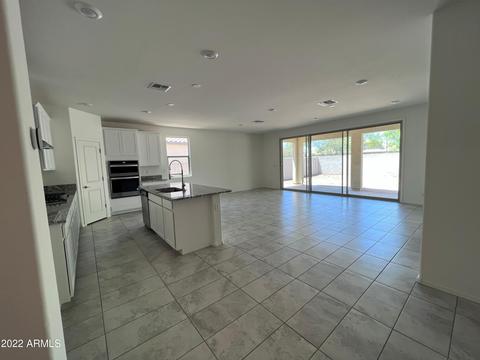 646 E Rojo Way, Gilbert, AZ 85297 photo 6