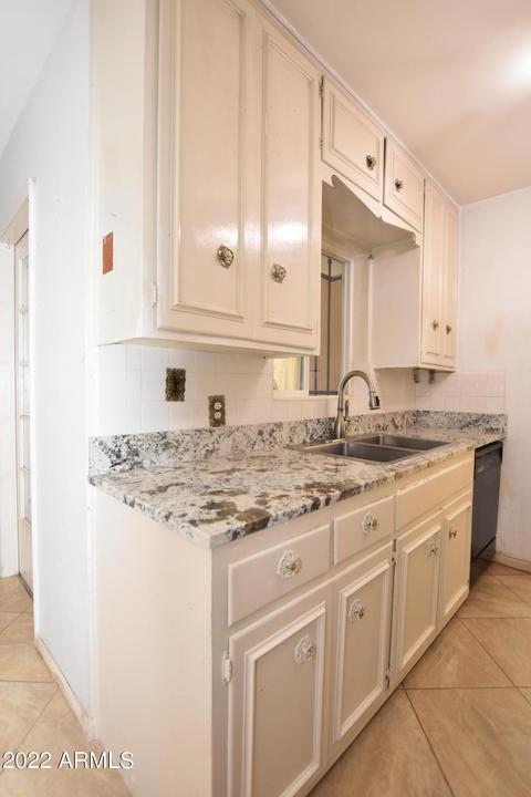 2044 E Monterey Way, Phoenix, AZ 85016 photo 11