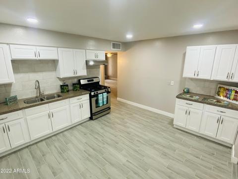 7737 W Weldon Ave, Phoenix, AZ 85033 photo 3
