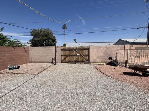 6813 N 36th Dr, Phoenix, AZ 85019 photo 9