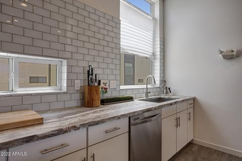 325 E Coronado Rd #4, Phoenix, AZ 85004 photo 17