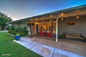 4308 E Pinchot Ave, Phoenix, AZ 85018 photo 2