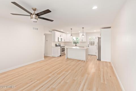 2246 E Nancy Ln, Phoenix, AZ 85042 photo 6