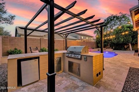 2089 E Gillcrest Rd, Gilbert, AZ 85298 photo 4