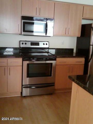 724 E Devonshire Ave #301, Phoenix, AZ 85014 photo 2