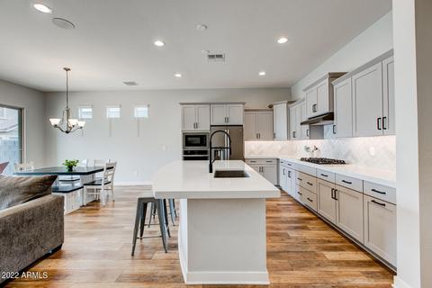 4246 E Skousen St, Gilbert, AZ 85295 photo 4