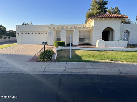 1902 El Freda Rd, Tempe, AZ 85284 photo 1