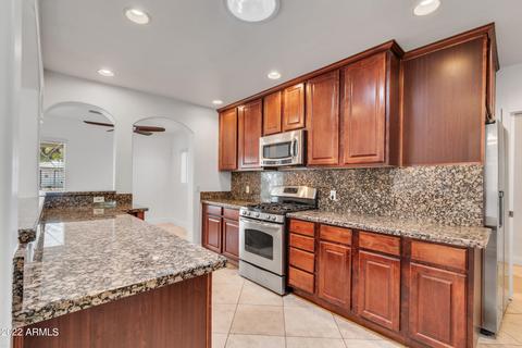 1924 E Coolidge St, Phoenix, AZ 85016 photo 8