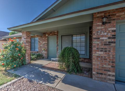 2345 E Capri Ave, Mesa, AZ 85204 photo 1