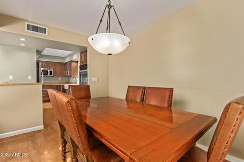 956 E Lois Ln, Phoenix, AZ 85020 photo 8