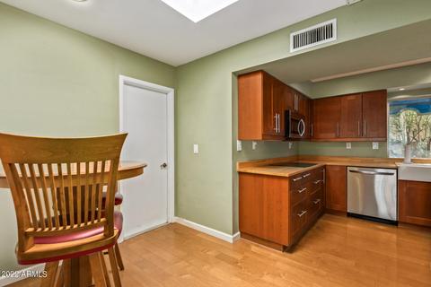 956 E Lois Ln, Phoenix, AZ 85020 photo 10