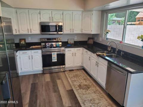 2739 E Rockledge Rd, Phoenix, AZ 85048 photo 9
