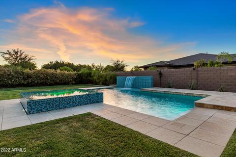 2034 E Crescent Way, Gilbert, AZ 85298 photo 3