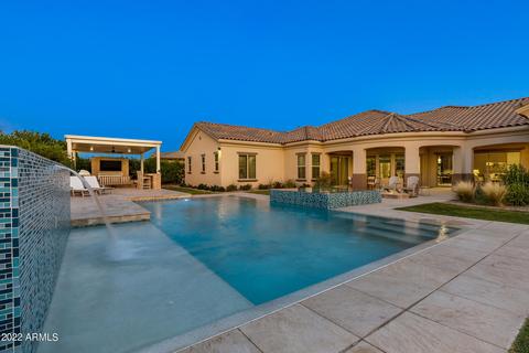 2034 E Crescent Way, Gilbert, AZ 85298 photo 2