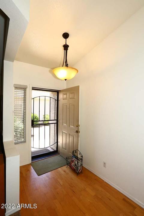 3409 E Menadota Dr, Phoenix, AZ 85050 photo 7